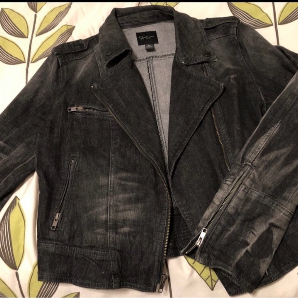 Jessica Simpson- women’s gray/black jean jacket